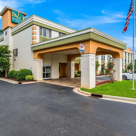 Quality Inn Huntersville Near Lake Norman Exterior foto