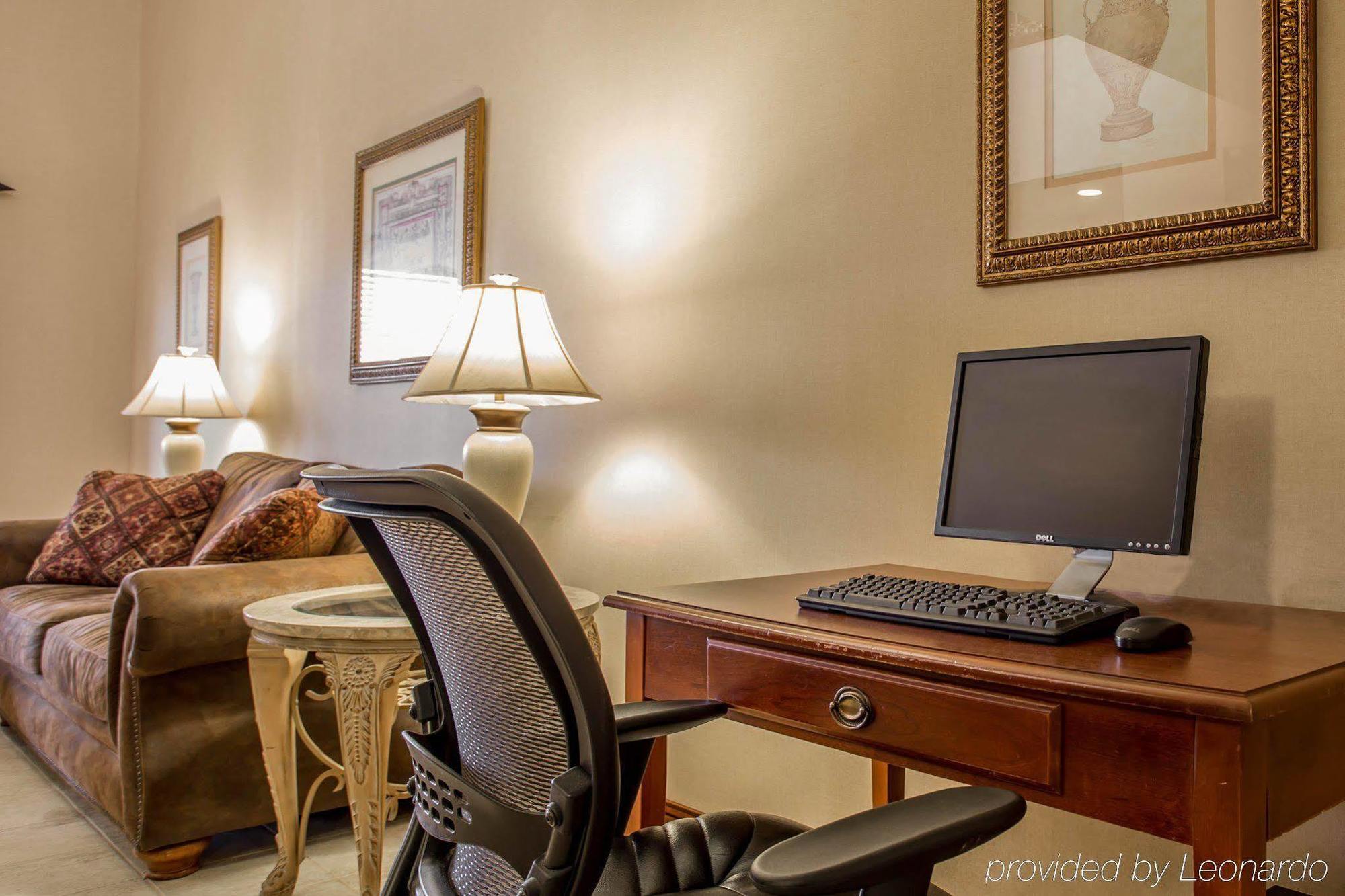 Quality Inn Huntersville Near Lake Norman Exterior foto